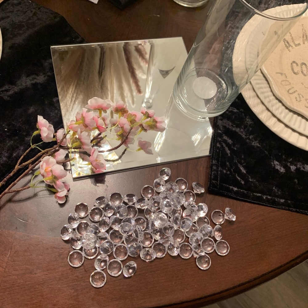 Table setting for wedding, party, birthday or any occasion